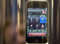 Nostalgia dengan iPhone Pertama yang Langsung Bikin Heboh