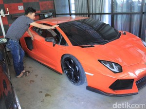 Intip Bengkel Modifikasi Replika Lamborghini dan Ferrari di Bandung