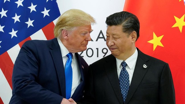 Pertemuan Presiden AS Donald Trump dan Presiden China Xi Jinping/Foto: Reuters Pertemuan Presiden AS Donald Trump dan Presiden China Xi Jinping/Foto: Reuters