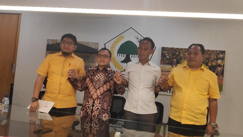 Golkar DKI Cabut Dukungan untuk Bamsoet Sebagai Caketum Golkar DKI Cabut Dukungan untuk Bamsoet Sebagai Caketum