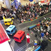 TAYO Funventure diadakan di Central Park Mall menghadirkan serangkaian acara seru yang bisa akan menghibur anak-anak. Acara ini digelar di Laguna Atrium dari pukul 10:00 - 22:00 hingga 30 Juni besok. Buah hati pun bisa mengikuti costum competition hingga meet & greet dengan para karakter film TAYO The Little Bus. Foto: Dok. Instagram