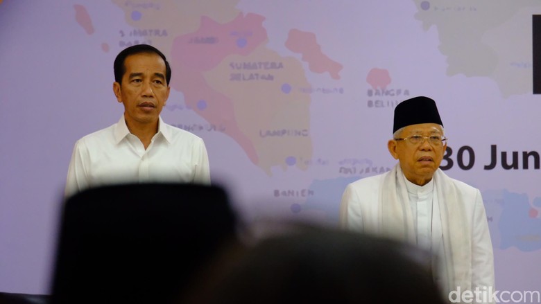 Jokowi: Lupakan Perbedaan Pilihan Politik 02-01 yang Membelah Kita Jokowi: Lupakan Perbedaan Pilihan Politik 02-01 yang Membelah Kita
