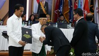 Jokowi-Maruf mendapat ucapan selamat setelah resmi ditetapkan sebagai presiden dan wakil presiden terpilih.