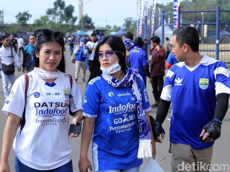 Bobotoh Mulai Birukan Si Jalak Harupat Jelang Persib vs Bhayangkara FC