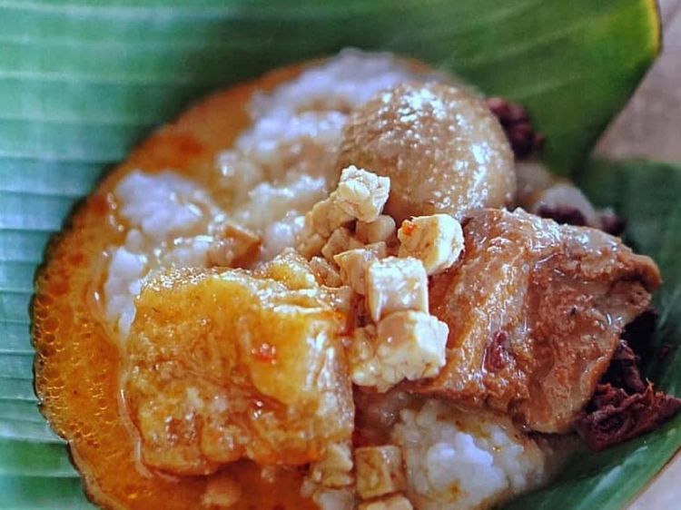 Tambah Energi Pagi Ini dengan Sarapan Bubur Lemu yang Gurih Mantap