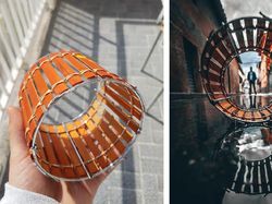 Potret Framing Menawan Pakai Barang di Sekitaran