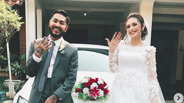 Si Jelita Beby Prisillia yang Kini Jadi Istri Onadio