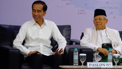 Tawa Jokowi dan Tim Prabowo-Sandi di Penetapan Presiden Terpilih