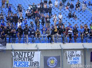 Persib Sudah Main di Bandung Lagi, Bobotoh Penuhi Tribune, Dong!
