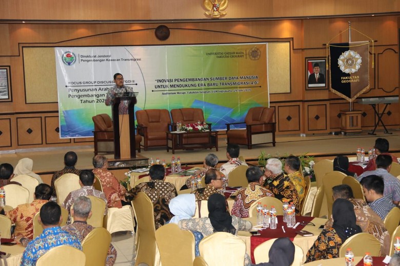 Kemendes PDTT Akan Genjot Kualitas SDM di Kawasan Transmigrasi Kemendes PDTT Akan Genjot Kualitas SDM di Kawasan Transmigrasi