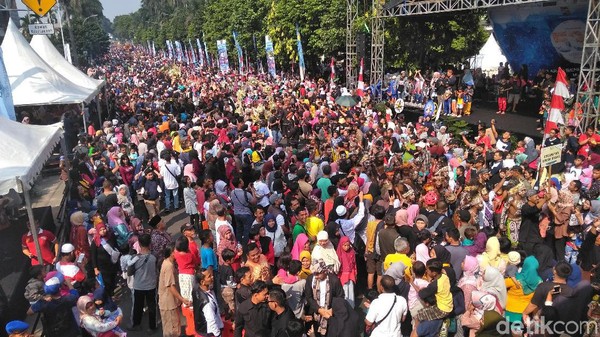 Aksi di Hari Jadi Bogor, Tari Papua hingga Anies Baswedan Naik Kuda