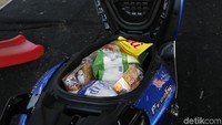 Bagasi motor Freego memang cukup menarik perhatian karena ukurannya yang sangat besar seperti motor NMAX. Foto: Dadan Kuswaraharja