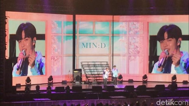 Janji dan Curhat Kim Jaehwan yang Hampir Nangis di Fanmeeting Jakarta