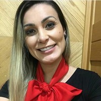 Kini dia menjadi pribadi yang lebih relijius. Terlihat dari postingan di Instagramnya yang kerap kali menuliskan ayat-ayat Alkitab di keterangan fotonya. Foto: Dok. Instagram