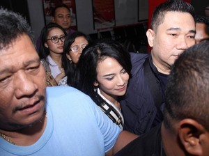 Perseteruan Vanessa Angel Vs Ayahnya dan Jane Shalimar