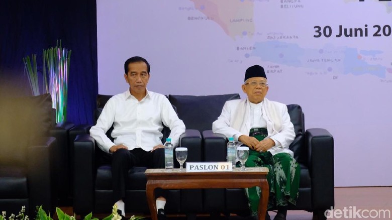 Tak Ragu Menteri Muda, Yenny Wahid: Jokowi-Gus Dur Juga Belum Pengalaman Tak Ragu Menteri Muda, Yenny Wahid: Jokowi-Gus Dur Juga Belum Pengalaman