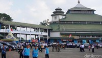 Revitalisasi Terminal Rajabasa ditargetkan pampung pada November 2020.