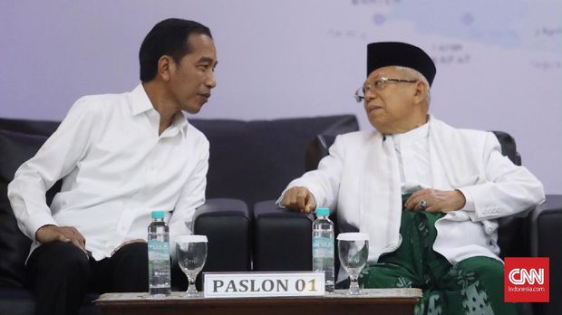 Pasangan Joko Widodo-Ma'ruf Amin ditetapkan sebagai pemenang Pilpres 2019 setelah permohonan sengketa pilpres yang diajukan paslon 02 Prabowo-Sandiaga ditolak MK.