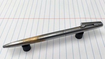 Bolpoin yang sering digunakan. Foto: Demilked