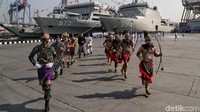 Tarian perang juga ditampilkan di HUT Kolinlamil.
