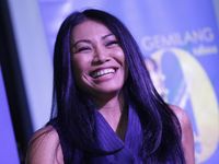 Anggun C Sasmi Gelar Konser Amal Untuk Bangun Sekolah