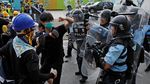 Aksi Protes Warnai Hari Pengembalian Hong Kong ke China