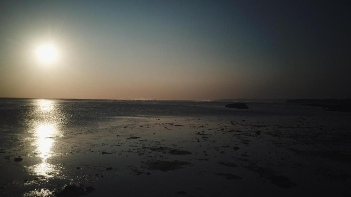 sunset Pantai Ujunggenteng, Sukabumi