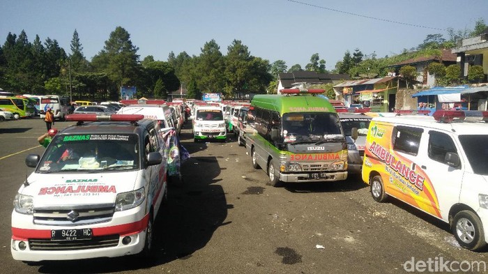 Siaga Ambulance (Si Bulan). Foto: Arbi Anugrah Siaga Ambulance (Si Bulan). Foto: Arbi Anugrah