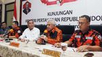 Menhan Datangi Kantor Pemuda Pancasila