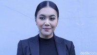 Ditangkapnya Jerry Aurum karena kasus narkoba berdampak pada diri Denada. Foto: Palevi/detikHOT