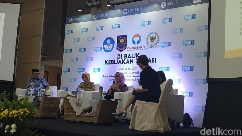 Komisi X DPR: Ada Jual-Beli KK demi Masuk Sekolah Favorit Komisi X DPR: Ada Jual-Beli KK demi Masuk Sekolah Favorit