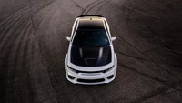Saat ini Charger SRT Hellcat dengan widebody, bisa menyemburkan 707 tenaga kuda. Foto: Pool (Autoevolution)