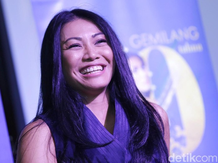 Anggun C Sasmi