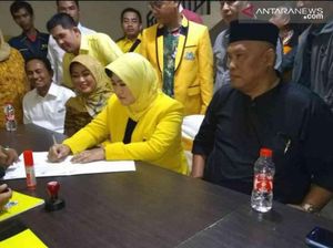 Adik Mantan Bupati Bekasi Neneng Hasanah Ikut Seleksi Cawabup