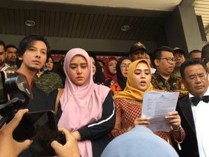 Keluarga Jamin Fairuz A Rafiq Tak Cabut Laporan Ikan Asin