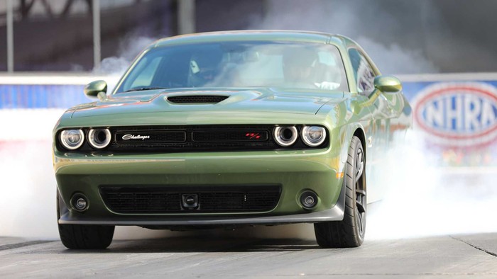 Dodge Charger bakal jadi hybrid