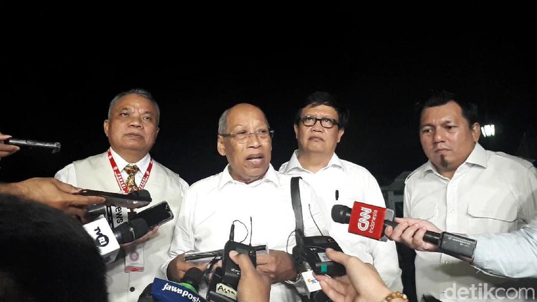 Tim Hukum 01 Usul Sosialisasi Putusan MK ke Jokowi Tim Hukum 01 Usul Sosialisasi Putusan MK ke Jokowi