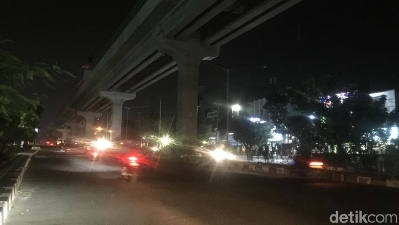 Listrik di Jalur LRT Palembang Diputus, Pemkot: Bukan Tanggung Jawab Kami Listrik di Jalur LRT Palembang Diputus, Pemkot: Bukan Tanggung Jawab Kami
