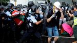 Aksi Protes Warnai Hari Pengembalian Hong Kong ke China