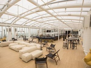 Ini Dia Rooftop Bar Terbesar di Dunia