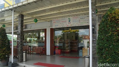 Foto: Tempat Belanja Oleh-oleh Serba Ada di Belitung