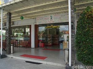 Foto: Tempat Belanja Oleh-oleh Serba Ada di Belitung