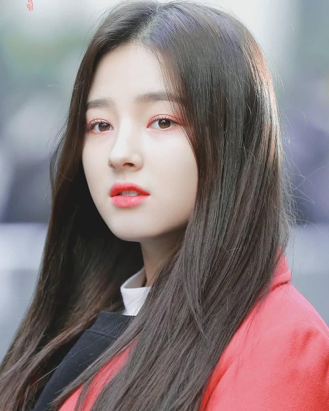 Kenalan dengan Nancy member cantik yang tergabung di grup Momoland. Foto: Instagram @nancy.momoland