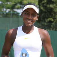 Venus mengatakan padaku selamat dan terus berjuang, dia bilang semoga beruntung dan aku mengatakan kepadanya terima kasih atas semua yang dia lakukan. Aku tidak akan ada di sini jika bukan karena dia. Aku bilang dia sangat menginspirasi dan aku selalu ingin mengatakan itu padanya tapi aku tidak pernah berani sebelumnya, kata Cori Gauff. Foto: Instagram @cocogauff