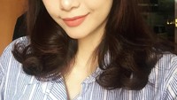 Soal usia, Beby ternyata 7 tahun lebih muda dari Onad. Ia pernah menjadi pegawai bank swasta dan merupakan mantan anggota Paskibraka Sulawesi Tenggara di tahun 2011. Foto: Instagram bebyleonardo