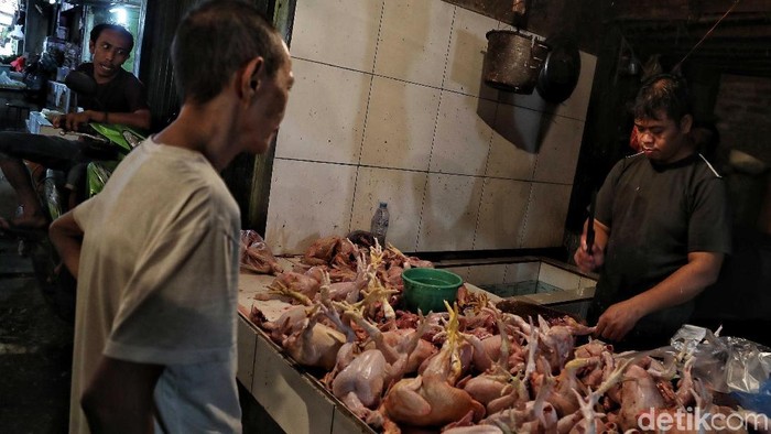 Badan Pusat Statistik (BPS) mencatat adanya inflasi 0,55% di Juni 2019. Penyumbang inflasi terbesar adalah naiknya harga makanan di selama Lebaran.