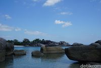 Tanjung Tinggi, Pantai Ikonik Bumi Laskar Pelangi