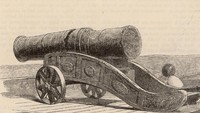 Meriam Mons Meg disebut sebagai meriam terbesar yang dimiliki Inggris. Meriam buatan tahun 1449 ini juga digunakan untuk melawan Prancis. Kini meriam tersebut ditempatkan di Kastil Edinburgh, Skotlandia. Hulton Archive/ Getty Images.