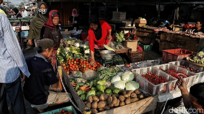 Badan Pusat Statistik (BPS) mencatat adanya inflasi 0,55% di Juni 2019. Penyumbang inflasi terbesar adalah naiknya harga makanan di selama Lebaran.