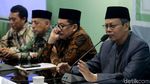 MUI Bicara Soal Wanita Bawa Anjing Masuk Masjid